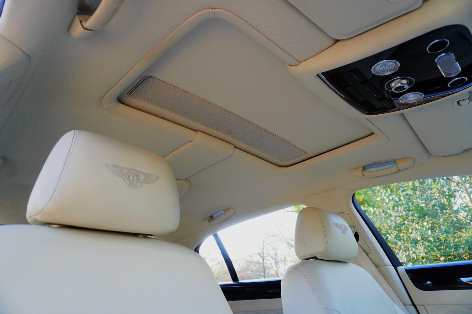 Used Bentley Continental 2009 for sale - 76608008: Photo 18