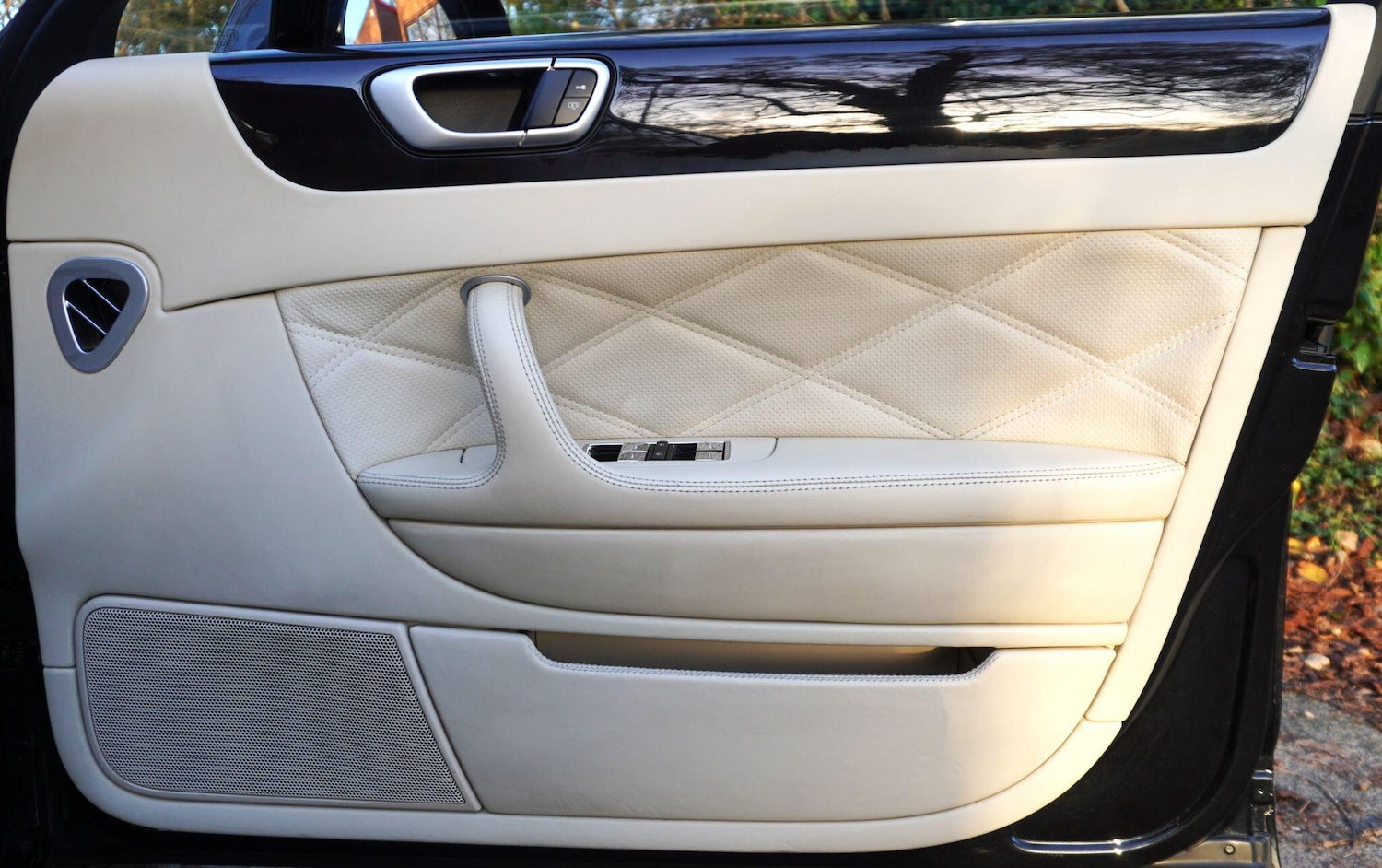 Used Bentley Continental 2009 for sale - 78063064: Photo 11