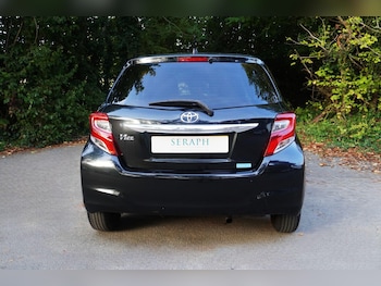 Used Toyota Vitz 2014 for sale - 76109073: Photo