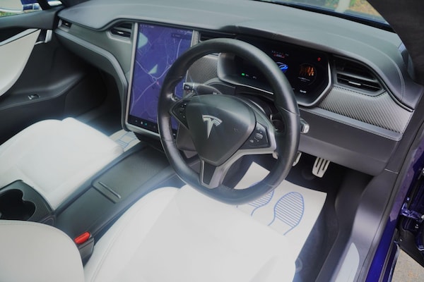 Used Tesla Model S 2019 for sale - 76227544: Photo 10