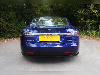 Used Tesla Model S 2019 for sale - 76227544: Photo 4