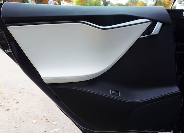 Used Tesla Model S 2019 for sale - 76227544: Photo 53
