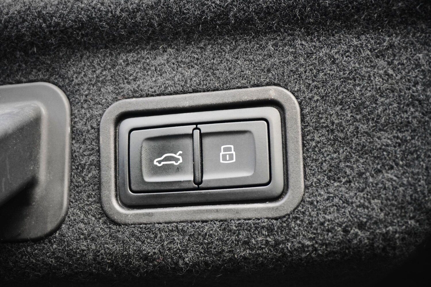 Used Audi A8 2016 for sale - 78063043: Photo 86