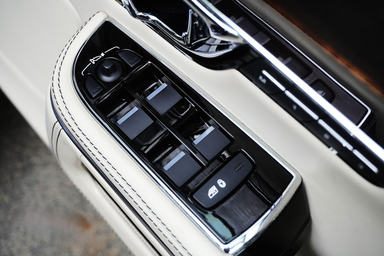 Used Jaguar XJ 2017 for sale - 75905768: Photo 13