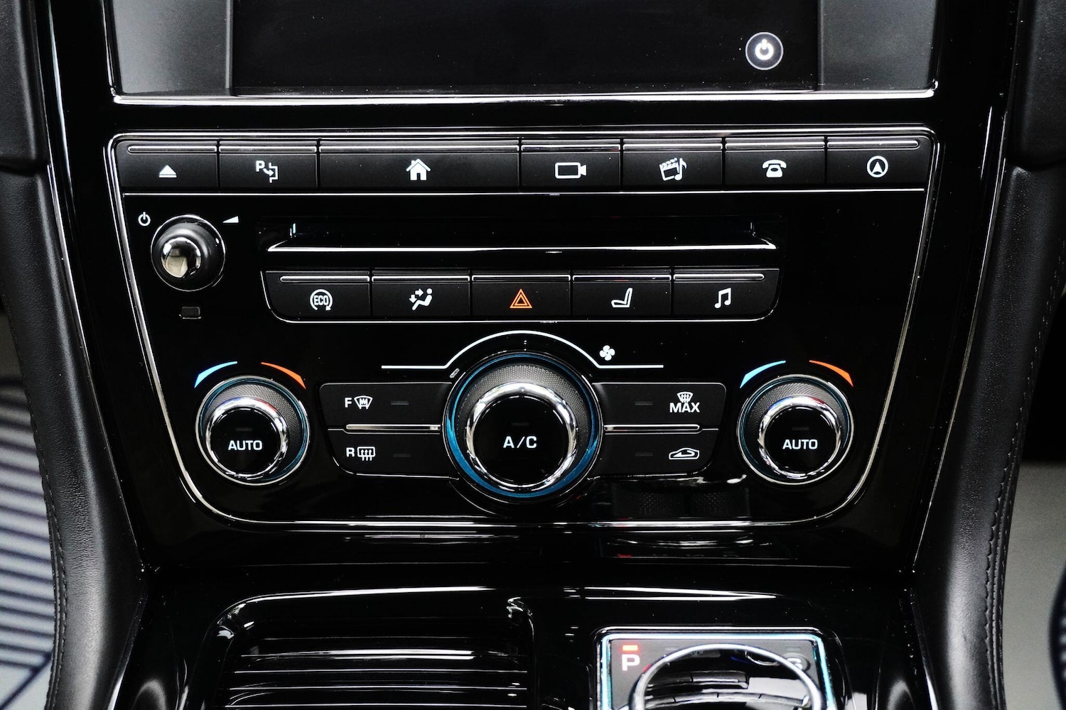 Used Jaguar XJ 2017 for sale - 75905768: Photo 39