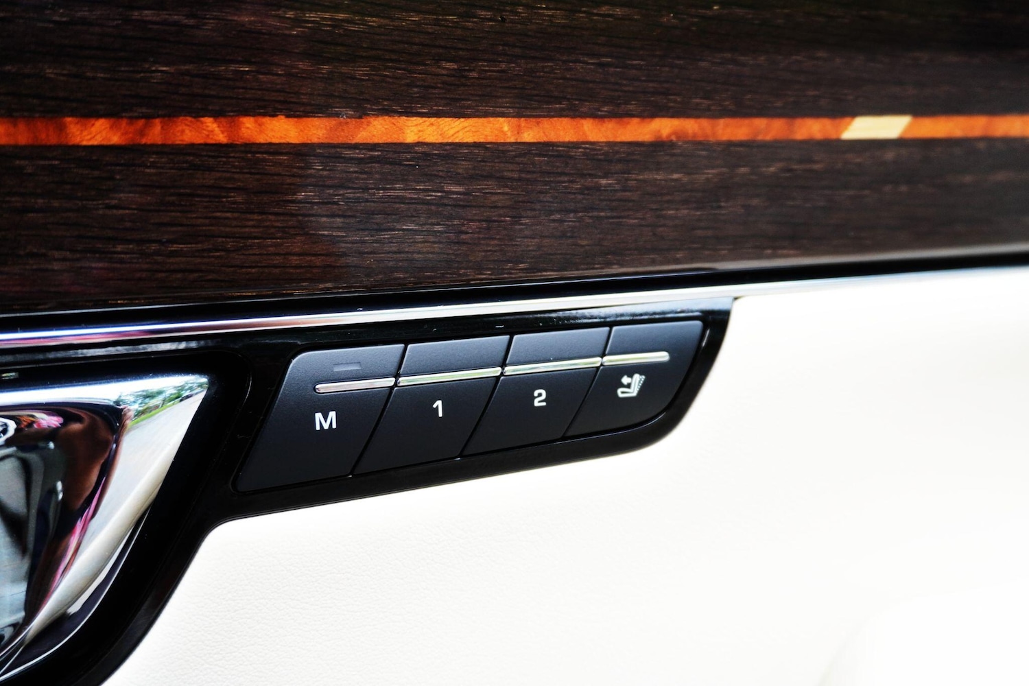 Used Jaguar XJ 2017 for sale - 75905768: Photo 54