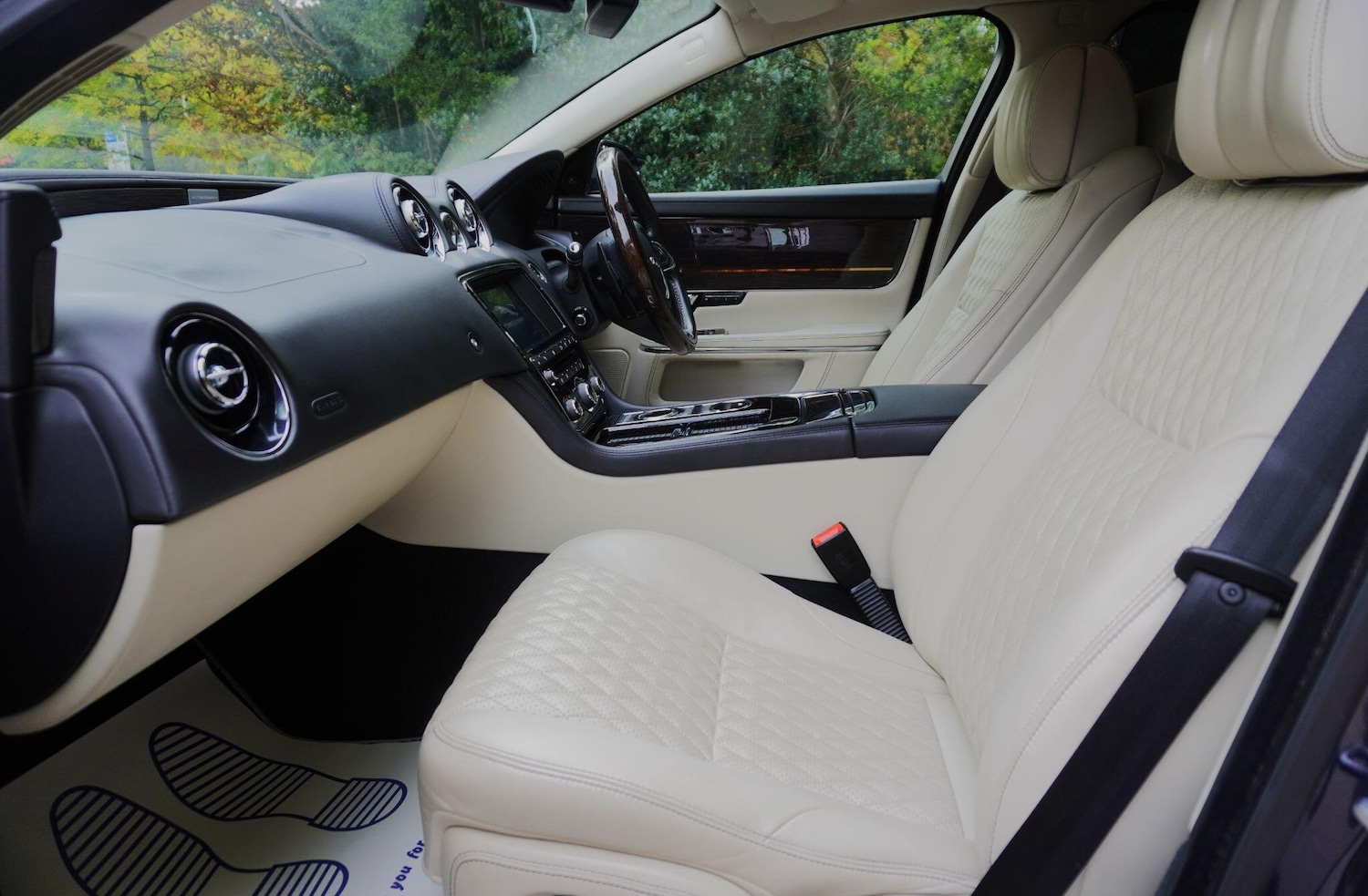 Used Jaguar XJ 2017 for sale - 75905768: Photo 62