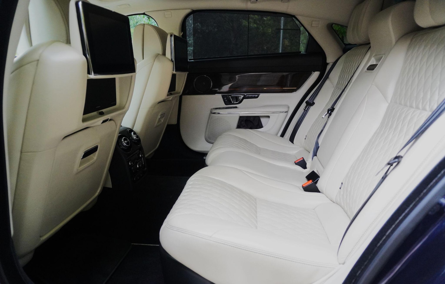 Used Jaguar XJ 2017 for sale - 75905768: Photo 72