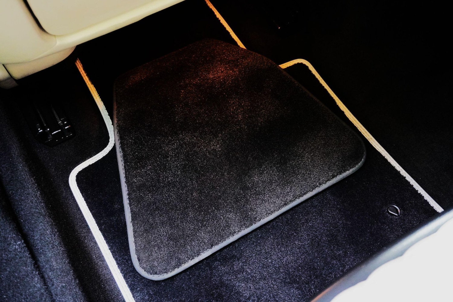 Used Jaguar XJ 2017 for sale - 75905768: Photo 81