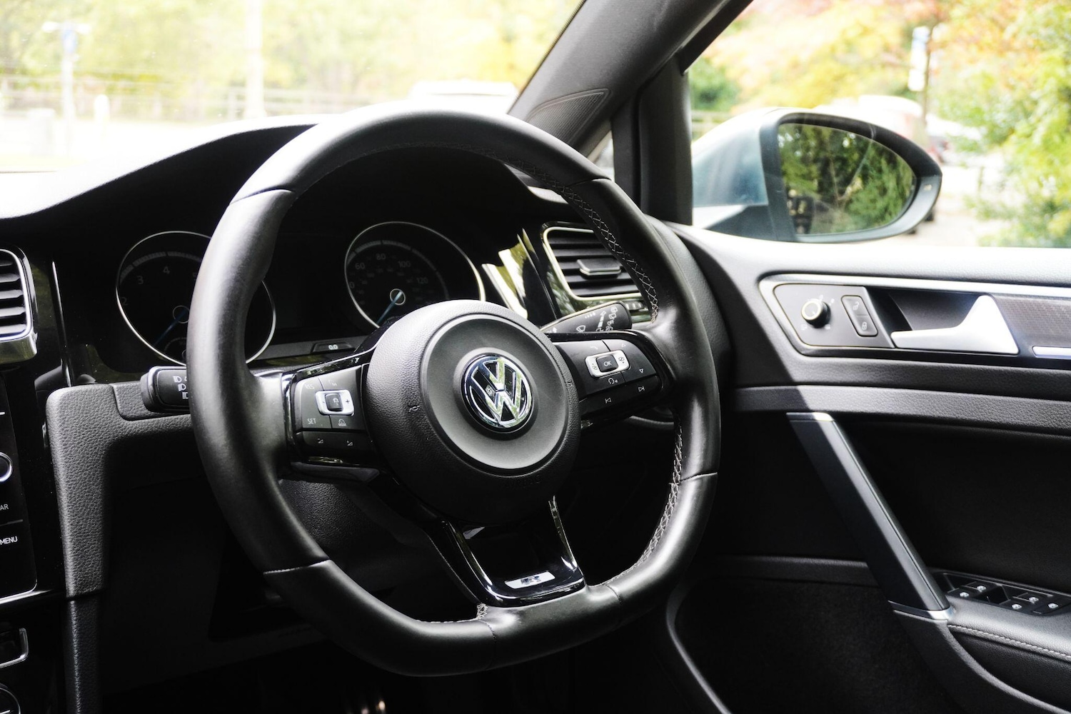 Used Volkswagen Golf 2016 for sale - 76201202: Photo 22
