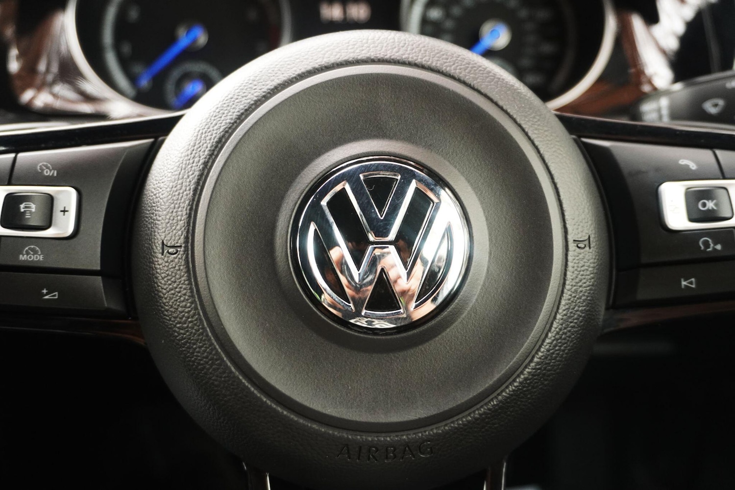 Used Volkswagen Golf 2016 for sale - 76201202: Photo 35