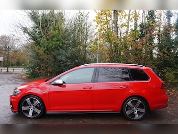 Used Volkswagen Golf 2017 for sale - 76994316: Photo