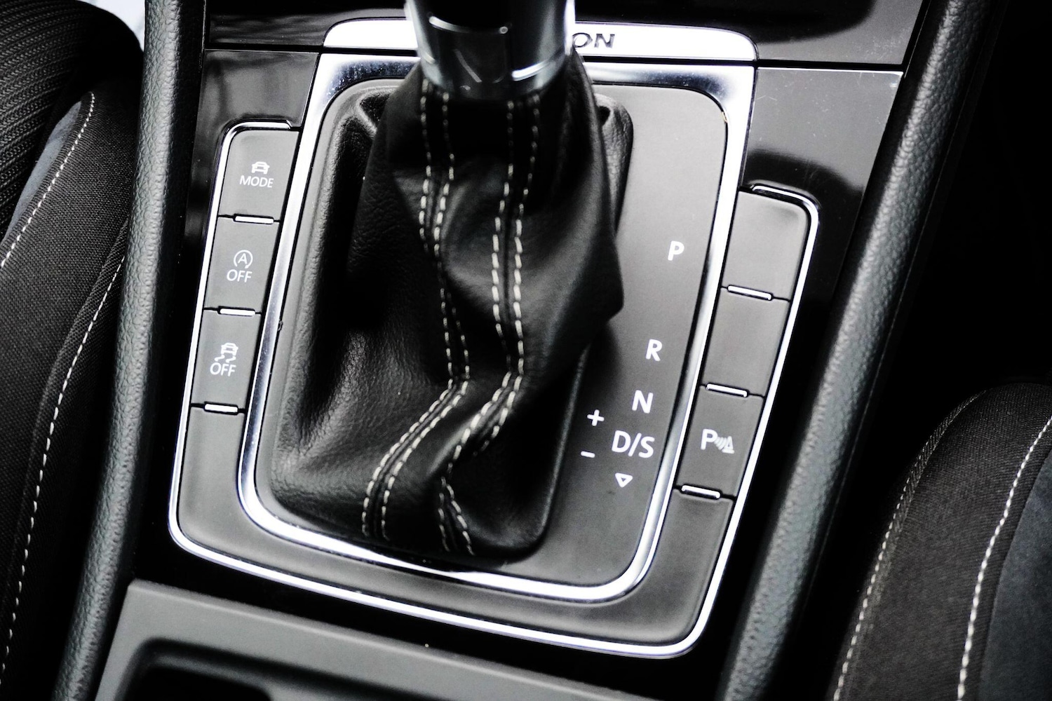 Used Volkswagen Golf 2017 for sale - 76994316: Photo 30