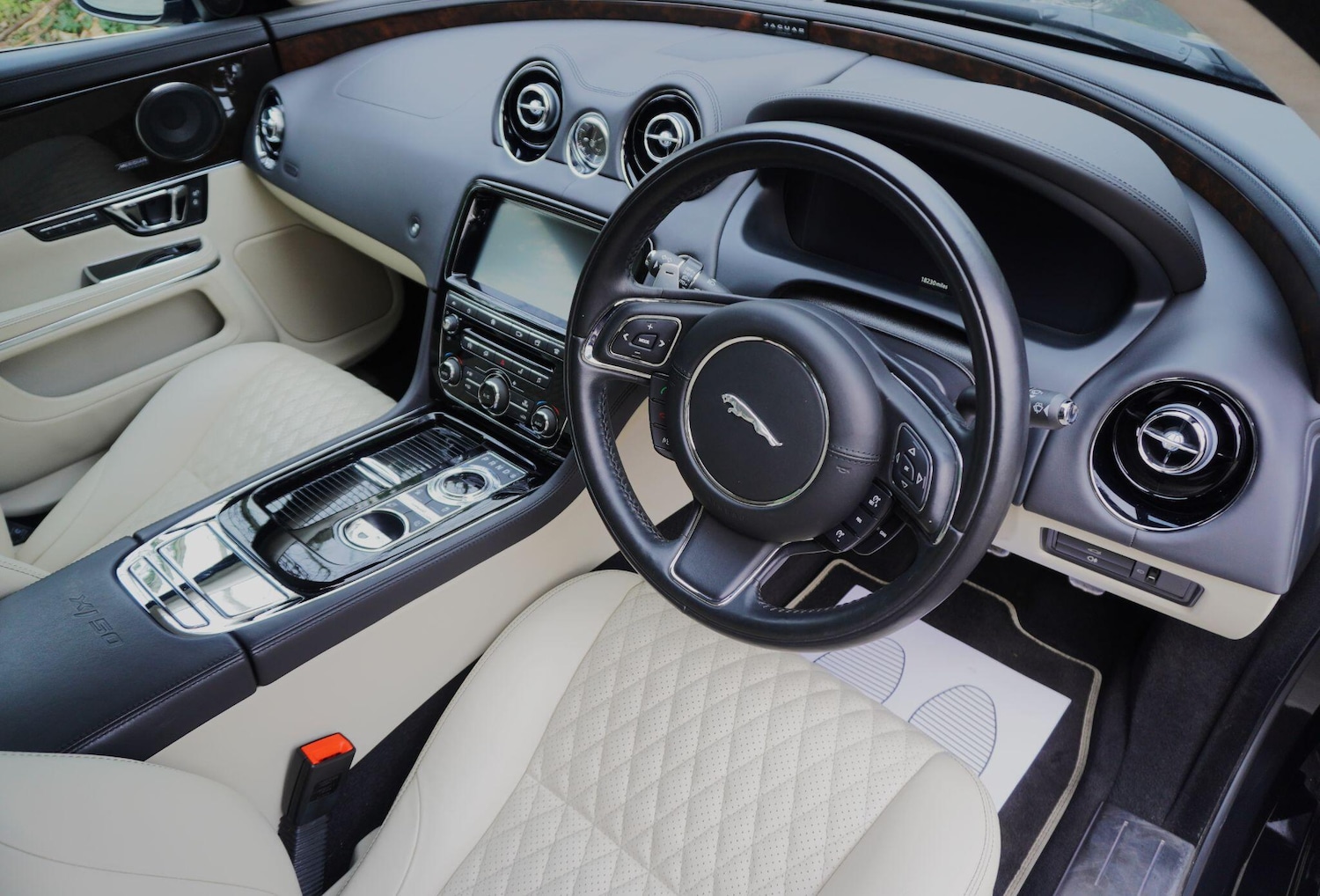 Used Jaguar XJ 2020 for sale - 77215680: Photo 10