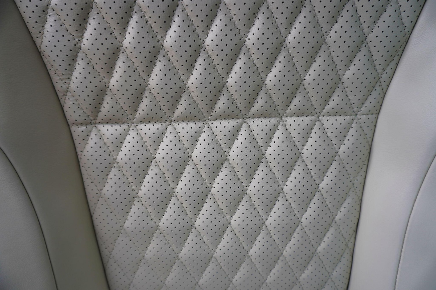 Used Jaguar XJ 2020 for sale - 77215680: Photo 16