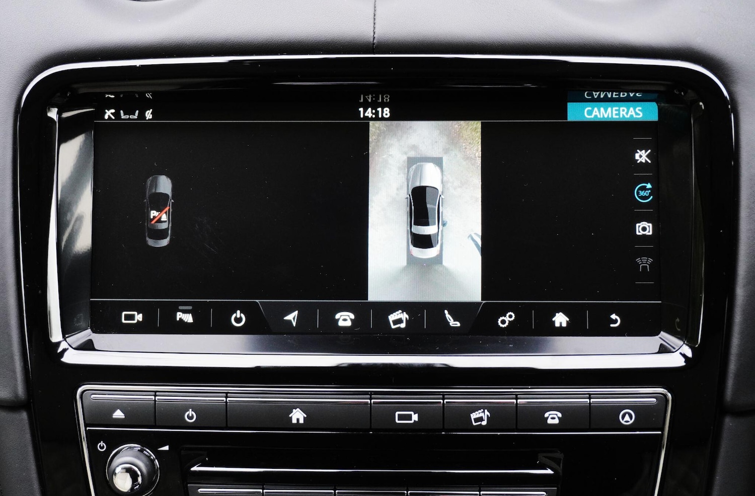 Used Jaguar XJ 2020 for sale - 77215680: Photo 36