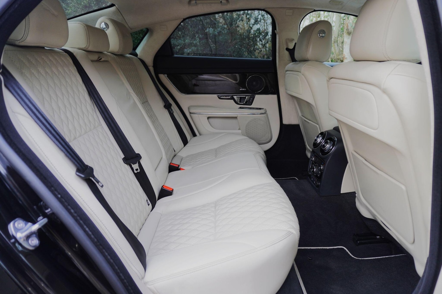 Used Jaguar XJ 2020 for sale - 77215680: Photo 46