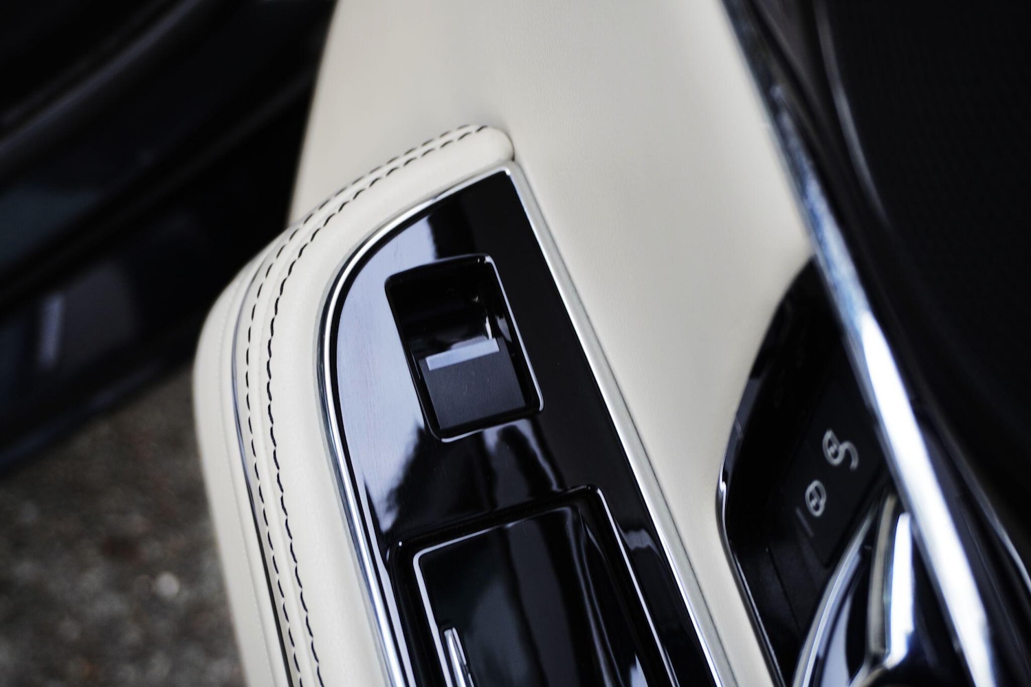 Used Jaguar XJ 2020 for sale - 77215680: Photo 50