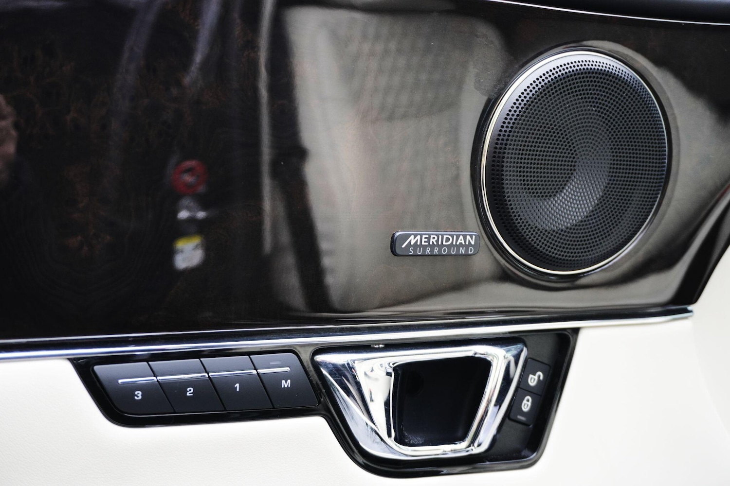 Used Jaguar XJ 2020 for sale - 77215680: Photo 56