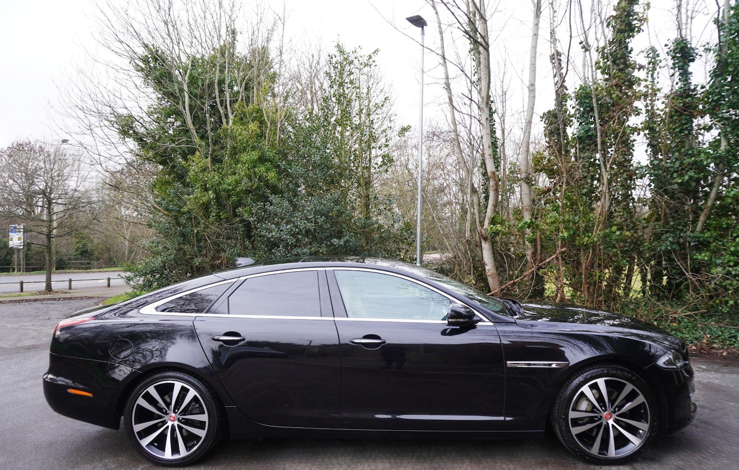 Used Jaguar XJ 2020 for sale - 77215680: Photo 6