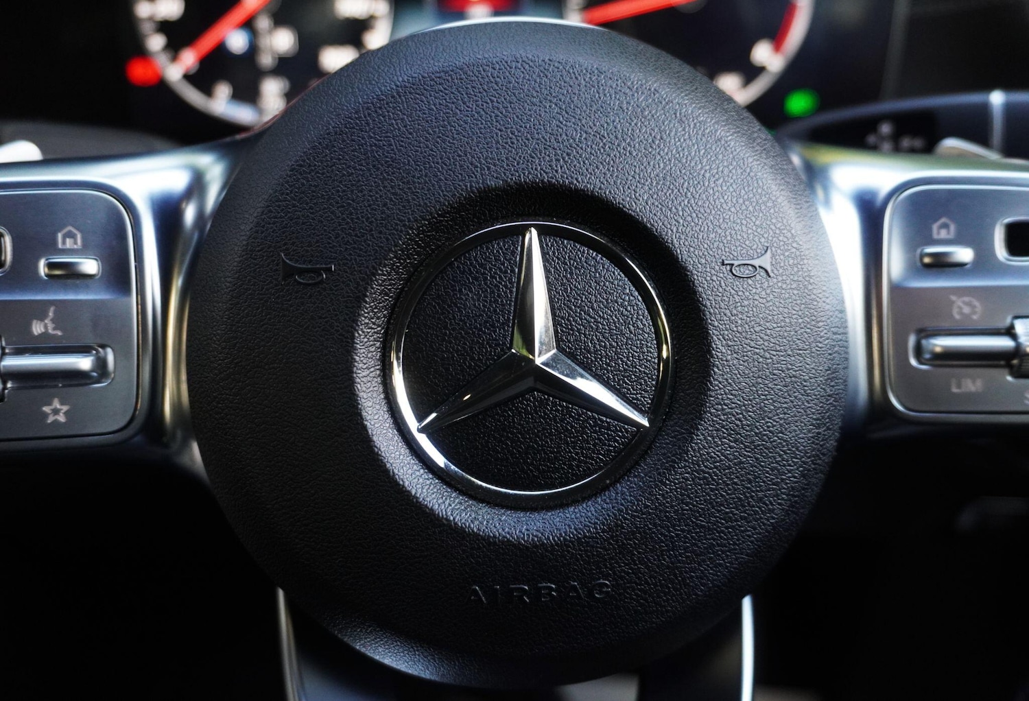 Used Mercedes-Benz CLS 2018 for sale - 76988779: Photo 34