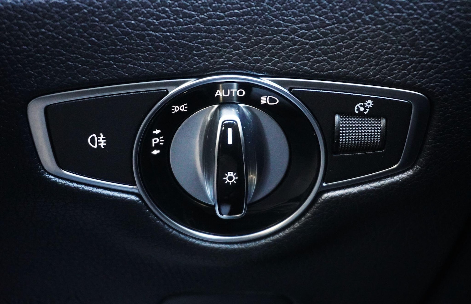 Used Mercedes-Benz CLS 2018 for sale - 76988779: Photo 41