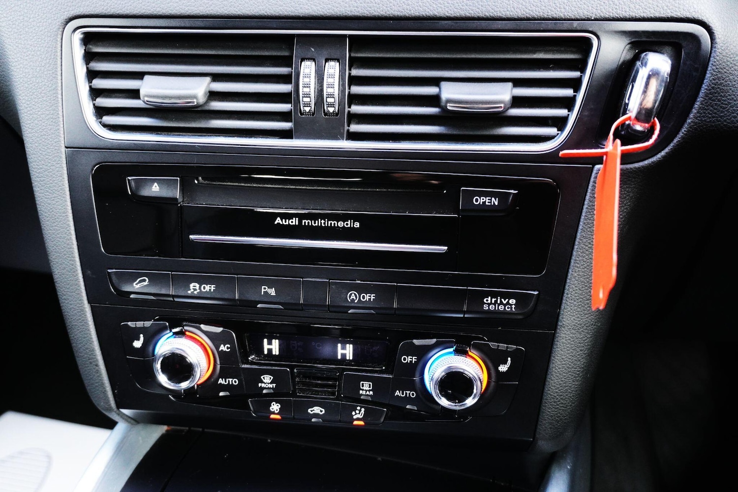 Used Audi Q5 2014 for sale - 78062627: Photo 31