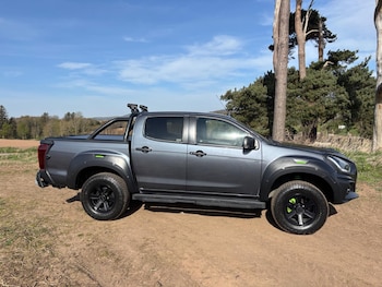 Used Isuzu D-Max 2020 for sale - 75214750: Photo