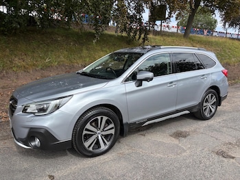 2018 (68) - 2.5i SE Premium Lineartronic 4WD Euro 6 (s/s) 5dr