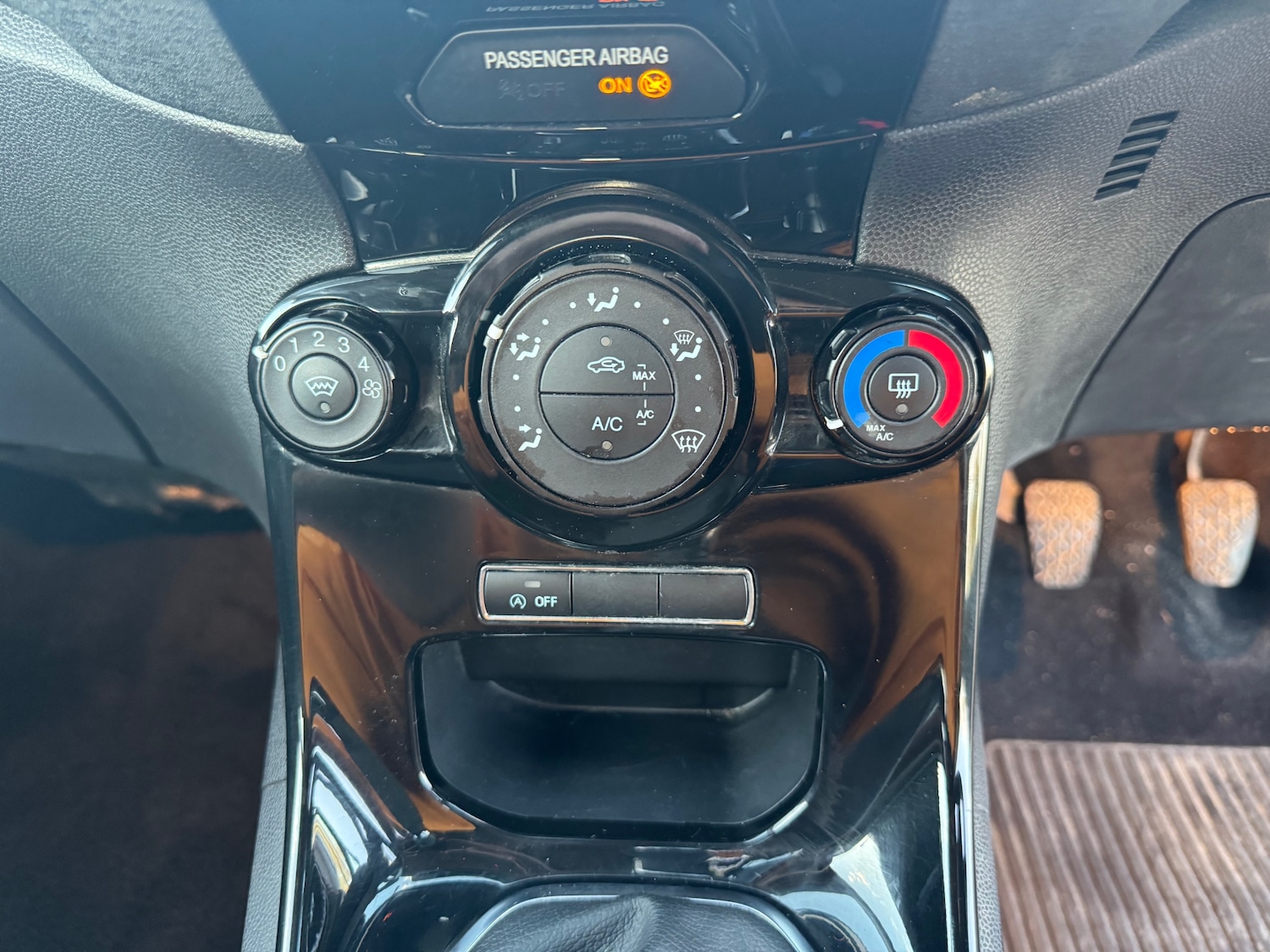 Used Ford Fiesta 2017 for sale - 76121218: Photo 7