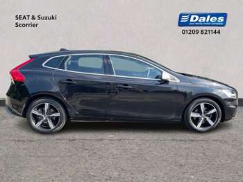 Used Volvo V40 2018 for sale - 74923767: Photo