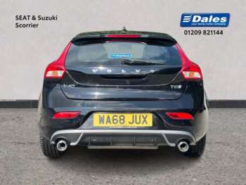 Used Volvo V40 2018 for sale - 74923767: Photo