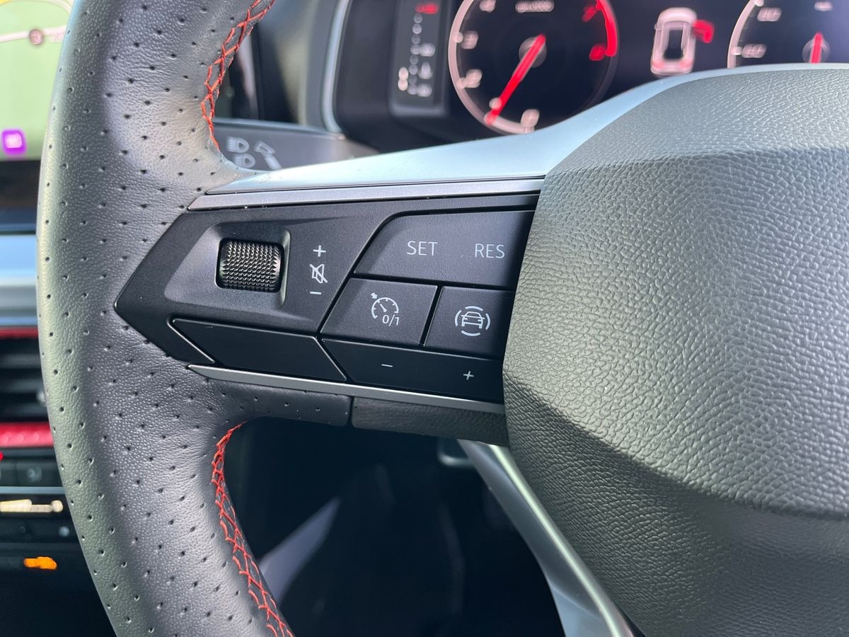 Used SEAT Arona 2023 for sale - 77342942: Photo 18