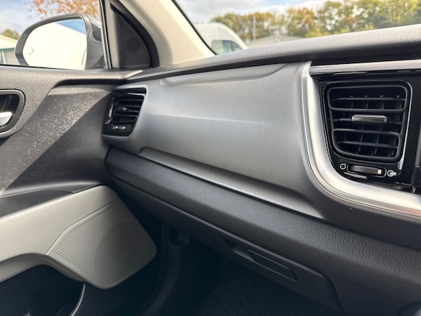 Used Kia Stonic 2019 for sale - 76041596: Photo 37