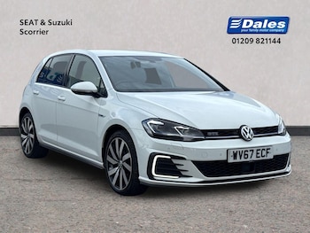 Used Volkswagen Golf 2017 for sale - 75760369: Photo