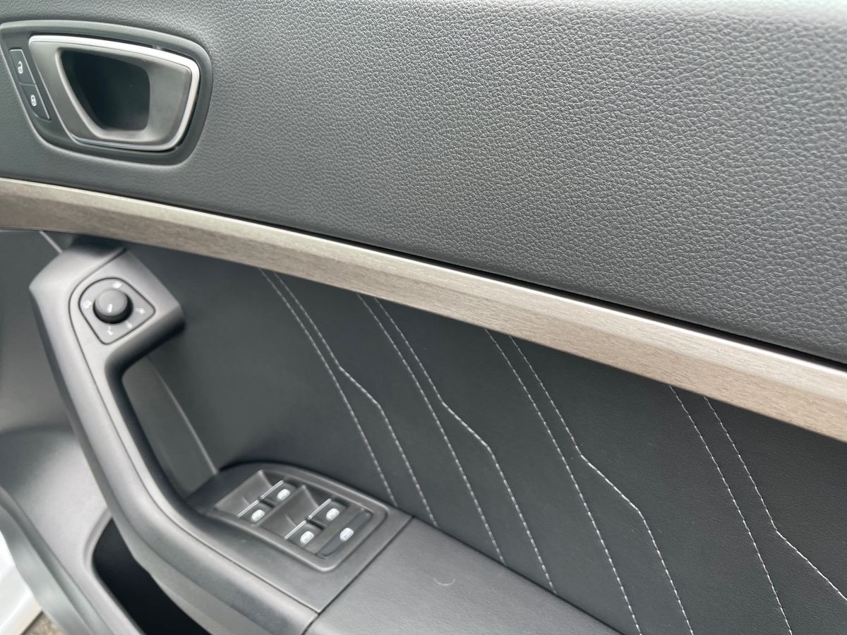 Used SEAT Ateca 2024 for sale - 76107599: Photo 30