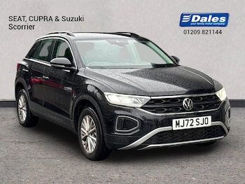 2022 (22) - Volkswagen T-Roc Life 1.5 Tsi 5-Door