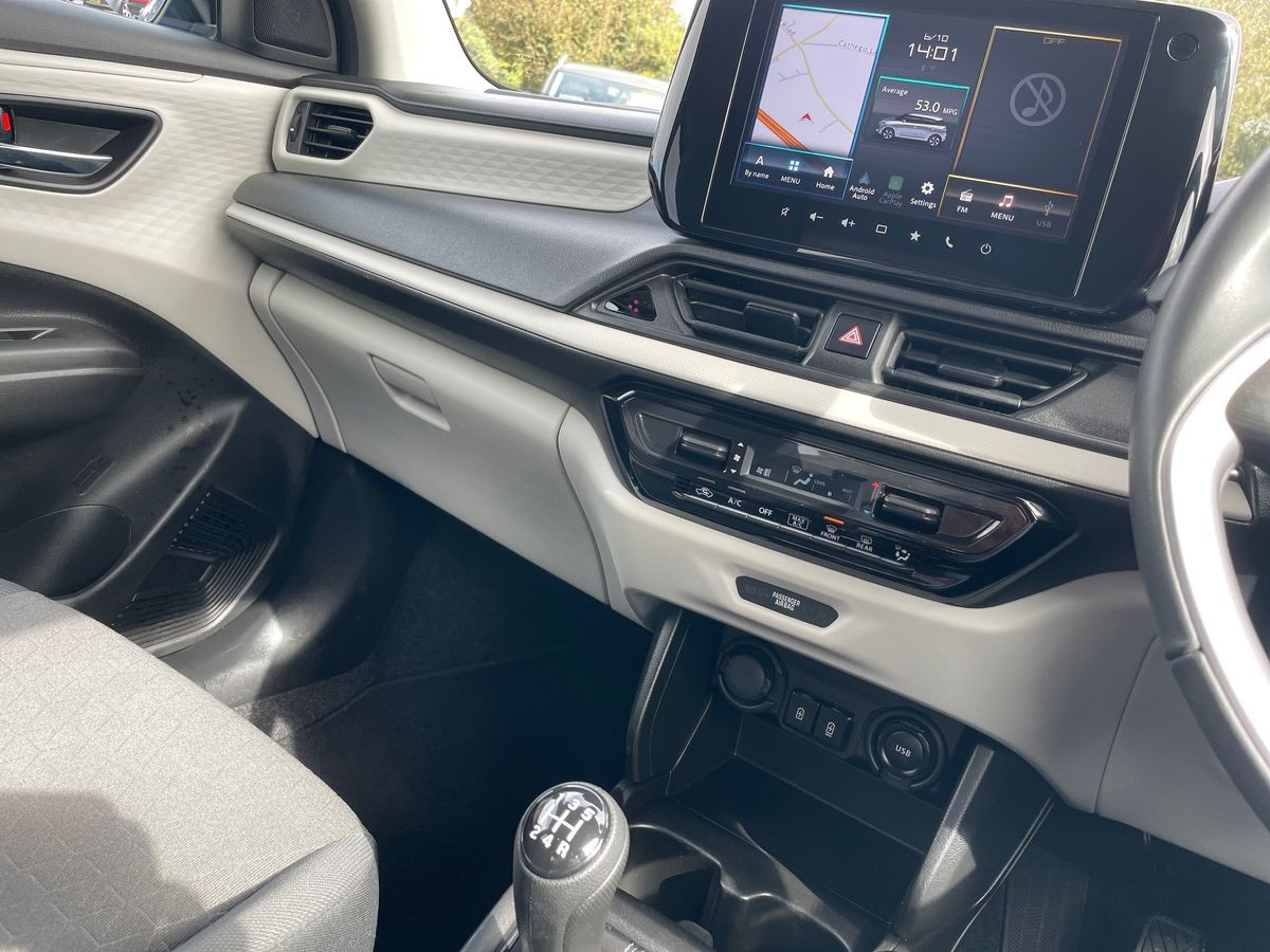 Used Suzuki Swift 2024 for sale - 76536985: Photo 11