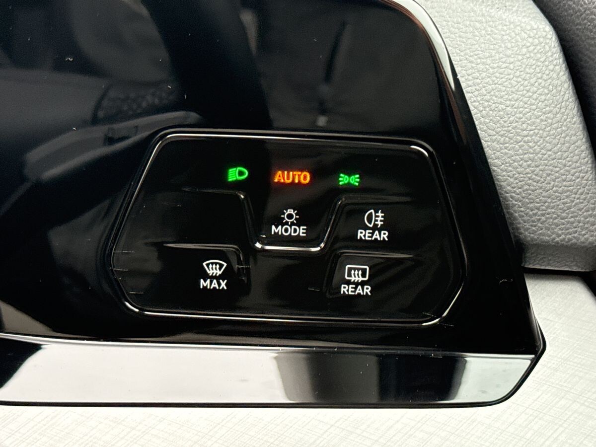 Used Volkswagen Golf 2022 for sale - 75668386: Photo 32