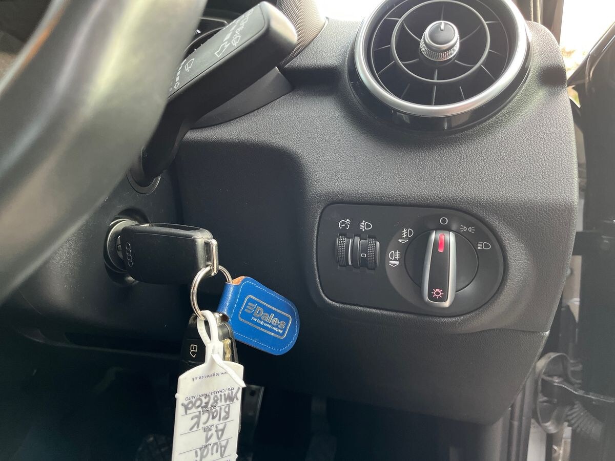 Used Audi A1 2018 for sale - 76418638: Photo 32