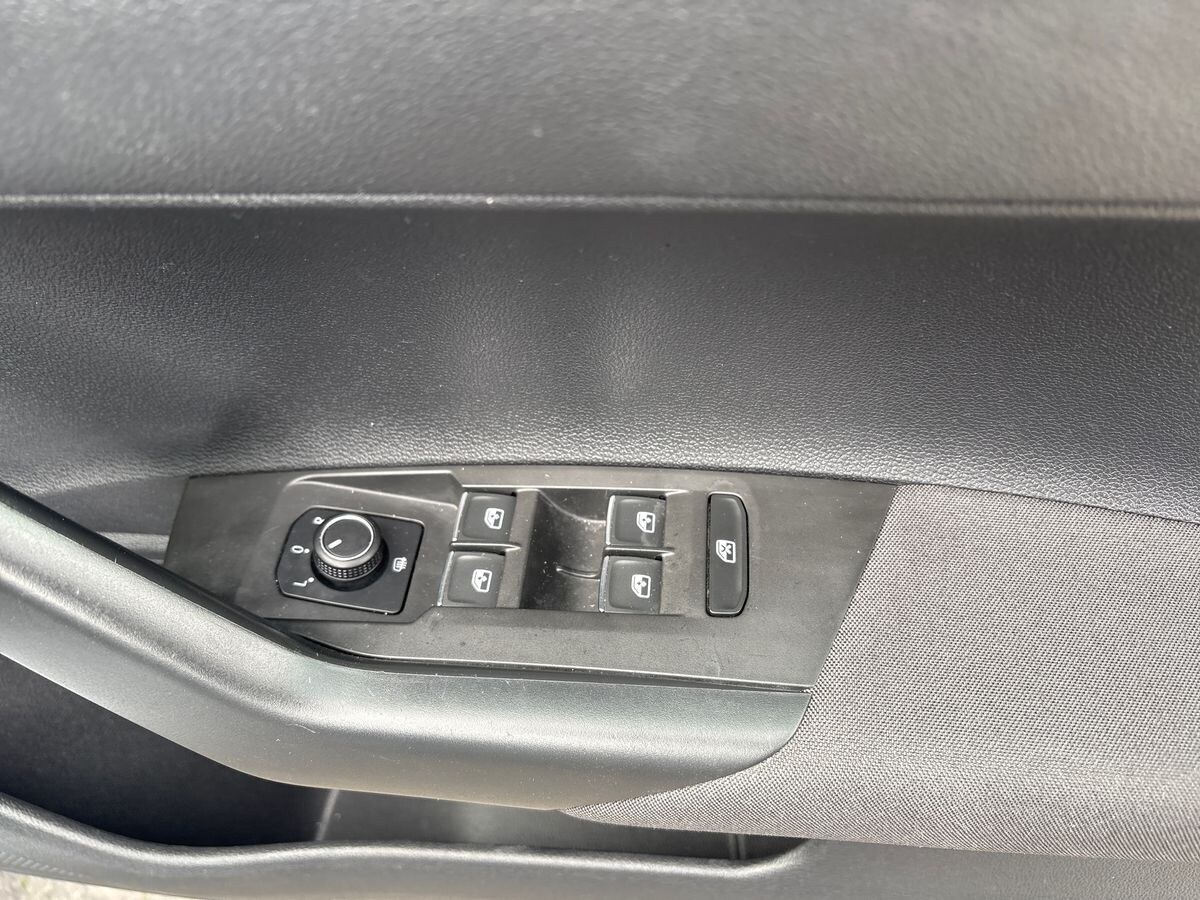 Used Volkswagen Polo 2018 for sale - 77992855: Photo 14