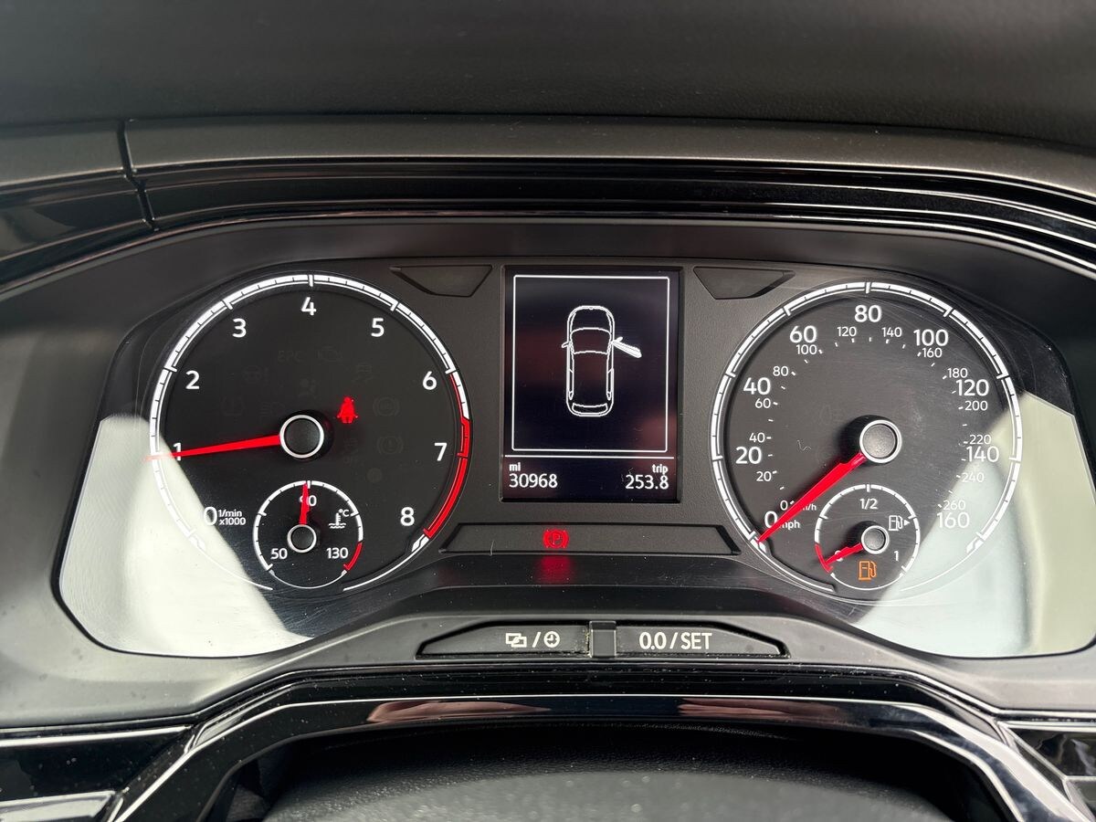 Used Volkswagen Polo 2018 for sale - 77992855: Photo 18