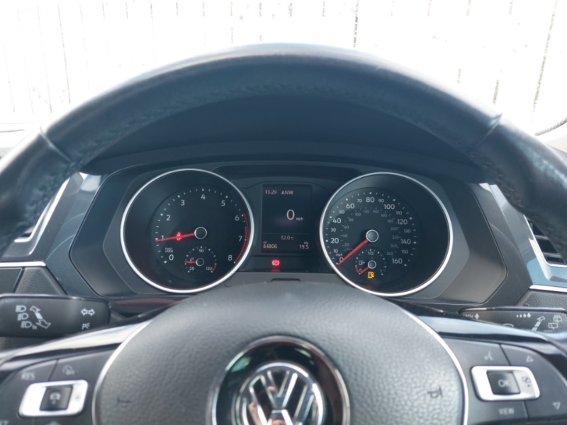 Used Volkswagen Tiguan 2019 for sale - 76736897: Photo 11