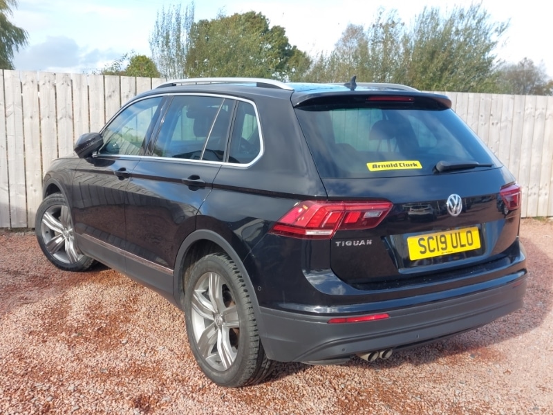 Used Volkswagen Tiguan 2019 for sale - 76736897: Photo 3