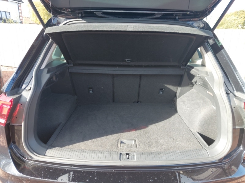 Used Volkswagen Tiguan 2019 for sale - 76736897: Photo 8