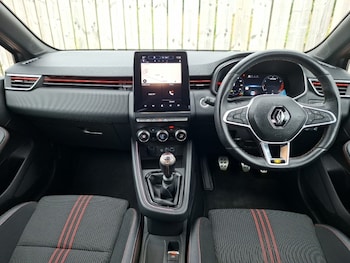 Used Renault Clio 2023 for sale - 79144089: Photo