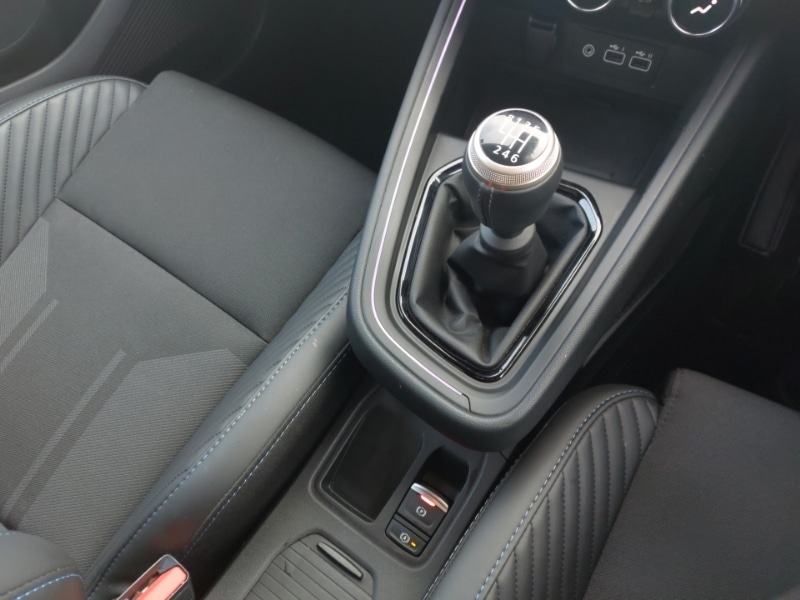 Used Renault Clio 2025 for sale - 77223801: Photo 15