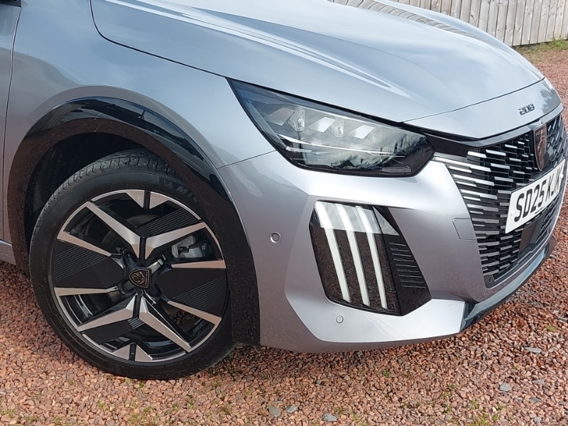 Used Peugeot 208 2025 for sale - 77035045: Photo 9