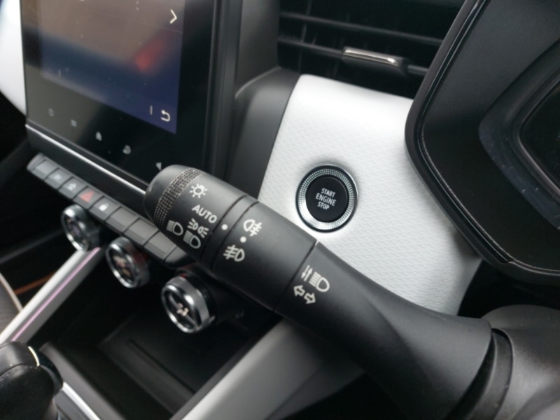 Used Renault Clio 2023 for sale - 77852649: Photo 19