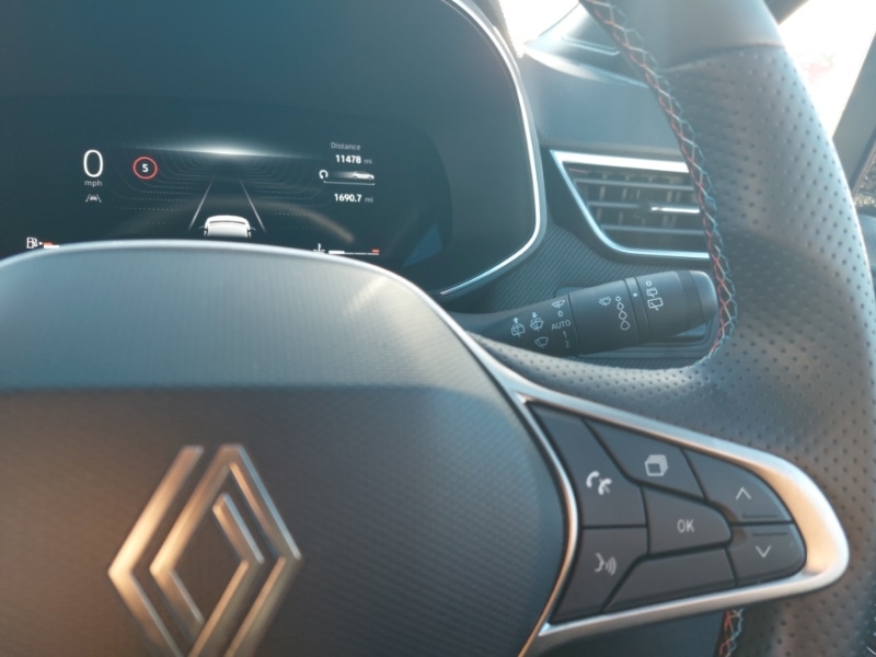 Used Renault Clio 2025 for sale - 77126559: Photo 17